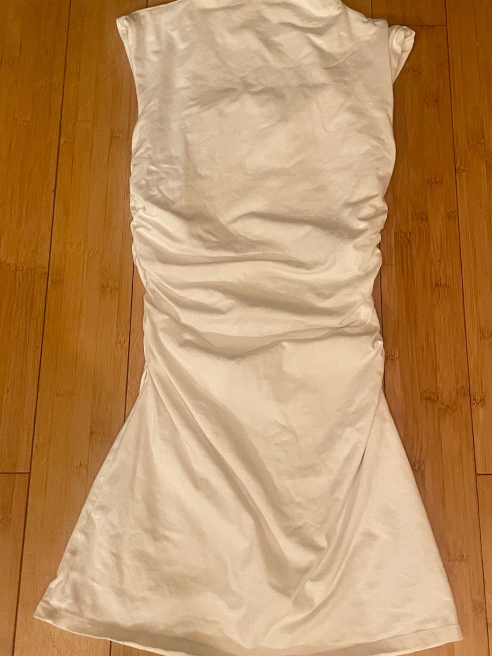 Elegant White Ruched Women’s Dress